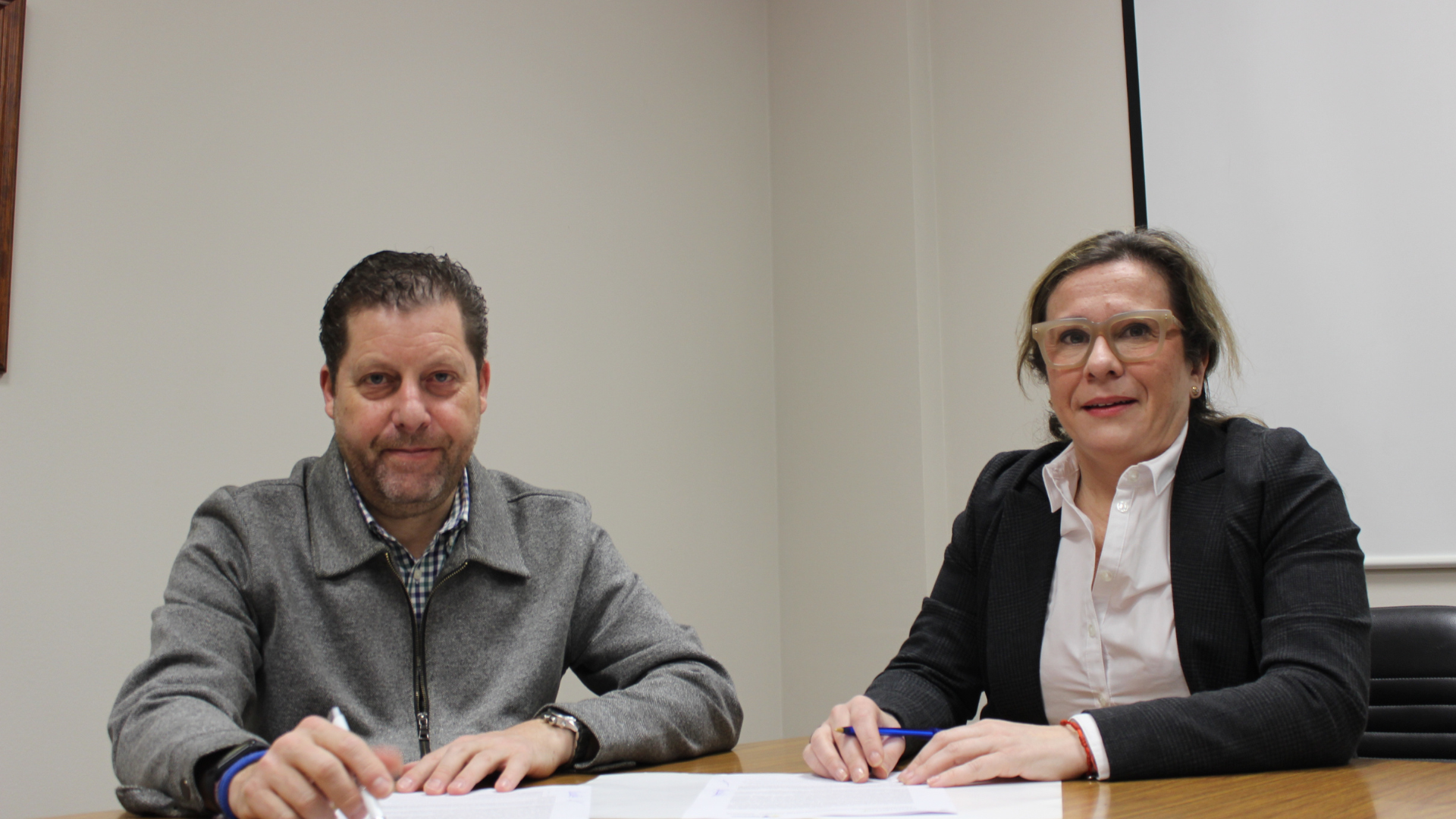 APROEMA y AGEINCO Firman Convenio para Impulsar la Colaboración en Proyectos Medioambientales